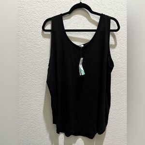 Zenana Outfitters Classic Black Tank Top